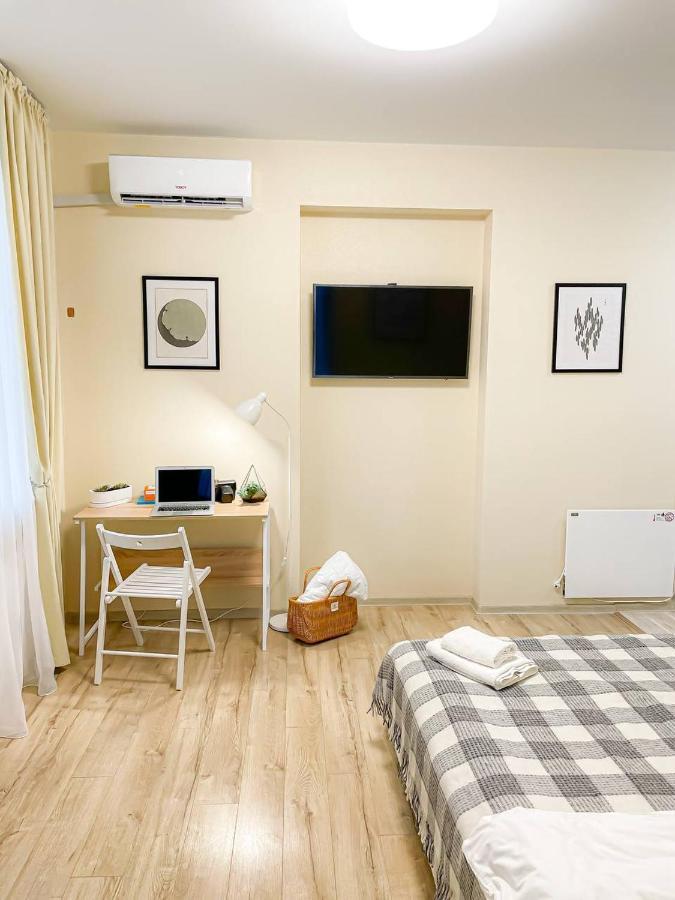 "Domino" 4 Apartments Kharkov Luaran gambar